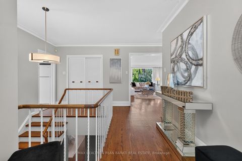 Photo 15 at 22 Brucedale Crescent, Bayview Village, Toronto