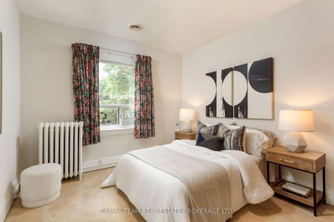 Photo 17 at 389 Glenlake Avenue, High Park North, Toronto