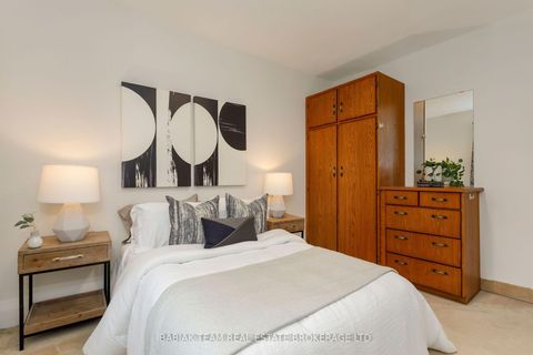 Photo 18 at 389 Glenlake Avenue, High Park North, Toronto