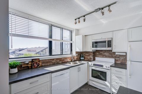 Photo 18 at 301 - 250 Queens Quay W, Waterfront Communities C1, Toronto