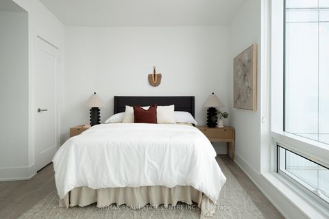 Photo 22 at 6210 - 10 York Street, Waterfront Communities C1, Toronto