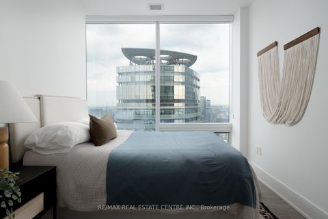 Photo 27 at 6210 - 10 York Street, Waterfront Communities C1, Toronto