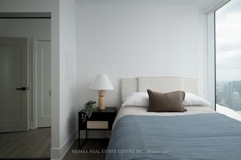 Photo 28 at 6210 - 10 York Street, Waterfront Communities C1, Toronto