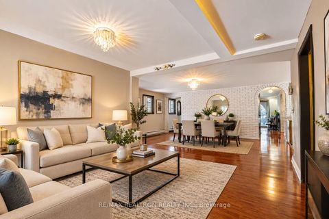 Photo 4 at 77 Chiswick Avenue, Amesbury, Toronto