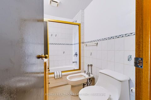Photo 15 at 77 Chiswick Avenue, Amesbury, Toronto