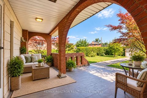 Photo 21 at 77 Chiswick Avenue, Amesbury, Toronto