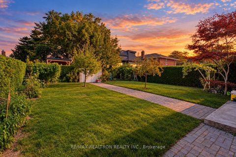 Photo 22 at 77 Chiswick Avenue, Amesbury, Toronto