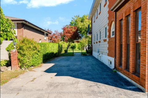 Photo 26 at 77 Chiswick Avenue, Amesbury, Toronto