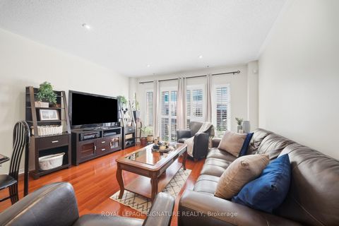 Photo 3 at 552 - 83 Mondeo Drive, Dorset Park, Toronto