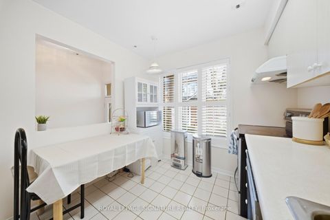 Photo 9 at 552 - 83 Mondeo Drive, Dorset Park, Toronto