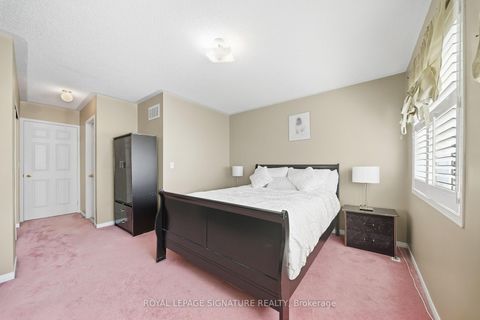 Photo 14 at 552 - 83 Mondeo Drive, Dorset Park, Toronto