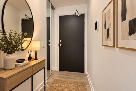 Photo 1 at 2810 - 87 Peter Street, Waterfront Communities C1, Toronto