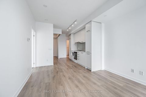 Photo 13 at 2810 - 87 Peter Street, Waterfront Communities C1, Toronto