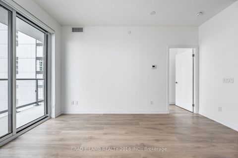 Photo 15 at 2810 - 87 Peter Street, Waterfront Communities C1, Toronto