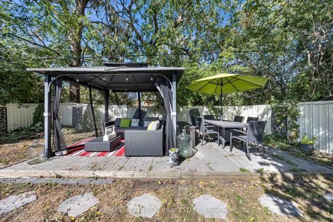 Photo 38 at 16 Sultana Avenue, Lawrence, Toronto