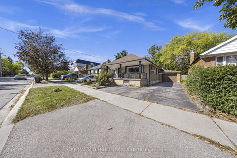 Photo 41 at 16 Sultana Avenue, Lawrence, Toronto