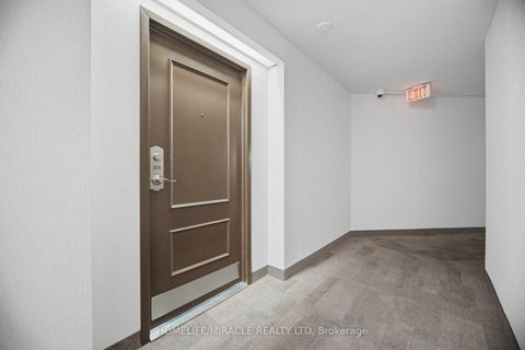 Photo 8 at 206 - 1 Rowntree Road, Jamestown, Toronto