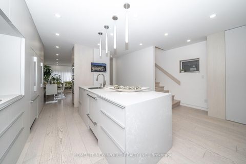 Photo 5 at 30 Carling Avenue, Junction, Toronto