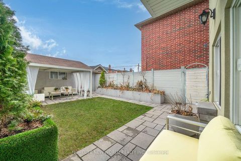 Photo 39 at 30 Carling Avenue, Junction, Toronto