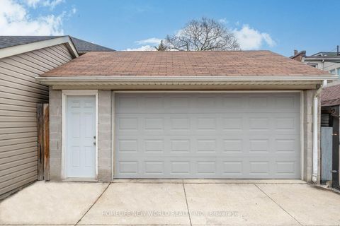 Photo 46 at 30 Carling Avenue, Junction, Toronto