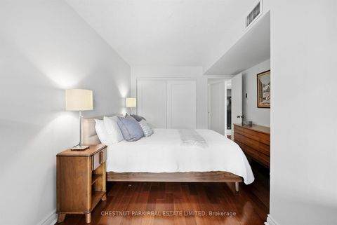 Photo 14 at 211 - 65 Scadding Avenue, Waterfront Communities C8, Toronto