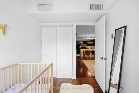 Photo 19 at 211 - 65 Scadding Avenue, Waterfront Communities C8, Toronto