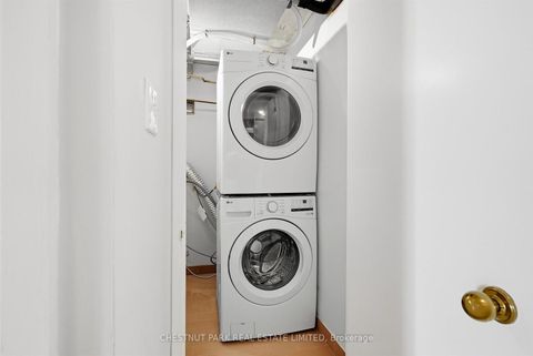 Photo 21 at 211 - 65 Scadding Avenue, Waterfront Communities C8, Toronto