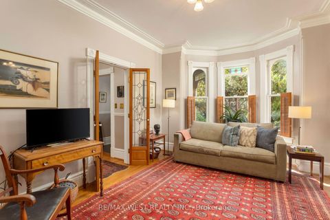 Photo 4 at 195 Dunn Avenue, South Parkdale, Toronto