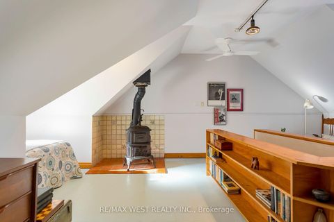 Photo 25 at 195 Dunn Avenue, South Parkdale, Toronto