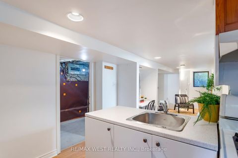 Photo 26 at 195 Dunn Avenue, South Parkdale, Toronto