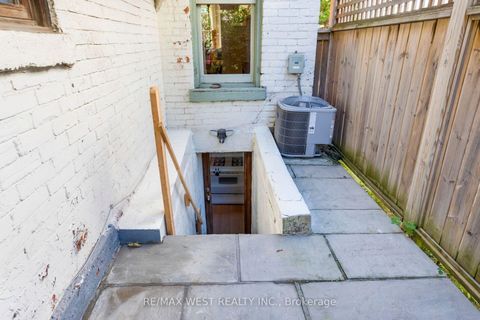 Photo 32 at 195 Dunn Avenue, South Parkdale, Toronto