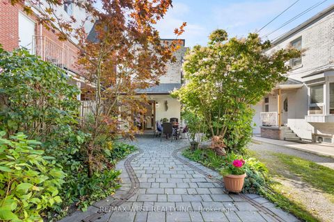 Photo 38 at 195 Dunn Avenue, South Parkdale, Toronto