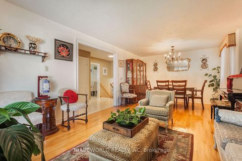 Photo 5 at 70 Fulbert Crescent, Malvern West, Toronto