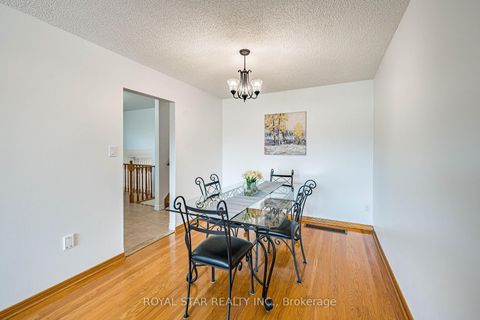 Photo 11 at 122 Sawmill Road, Jane Heights, Toronto