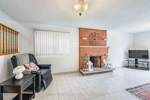 Photo 20 at 122 Sawmill Road, Jane Heights, Toronto