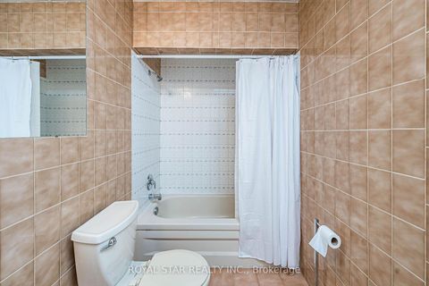 Photo 40 at 122 Sawmill Road, Jane Heights, Toronto