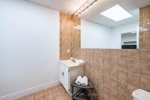 Photo 41 at 122 Sawmill Road, Jane Heights, Toronto