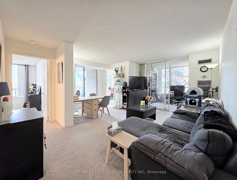 Photo 1 at 314 - 7 Bishop Avenue, Newtonbrook East, Toronto