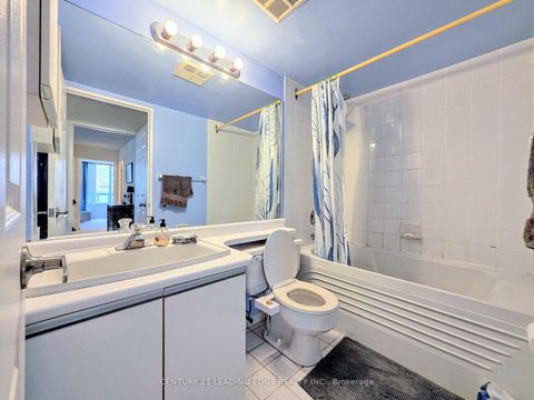 Photo 9 at 314 - 7 Bishop Avenue, Newtonbrook East, Toronto