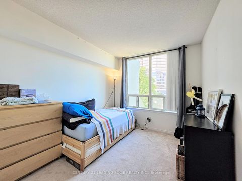 Photo 21 at 314 - 7 Bishop Avenue, Newtonbrook East, Toronto