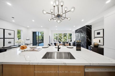 Photo 10 at 14 Kentroyal Drive, Humber Heights, Toronto