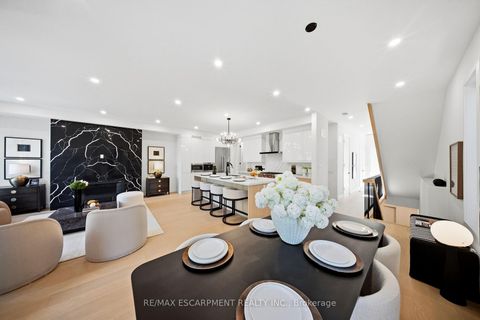 Photo 17 at 14 Kentroyal Drive, Humber Heights, Toronto