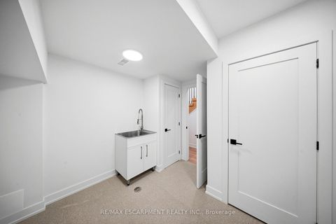 Photo 37 at 14 Kentroyal Drive, Humber Heights, Toronto