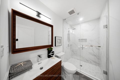 Photo 38 at 14 Kentroyal Drive, Humber Heights, Toronto