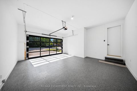 Photo 39 at 14 Kentroyal Drive, Humber Heights, Toronto
