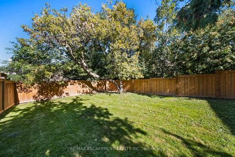 Photo 45 at 14 Kentroyal Drive, Humber Heights, Toronto
