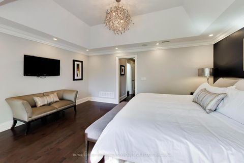 Photo 19 at 69 Taunton Road, Mount Pleasant East, Toronto