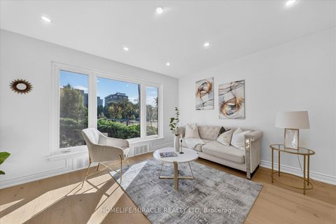 Photo 7 at 18 Elderfield Crescent, Etobicoke West Mall, Toronto