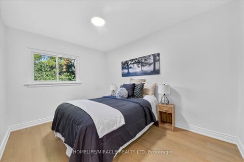 Photo 20 at 18 Elderfield Crescent, Etobicoke West Mall, Toronto