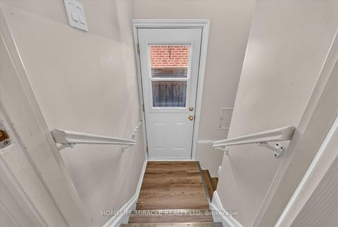 Photo 24 at 18 Elderfield Crescent, Etobicoke West Mall, Toronto